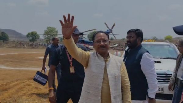 भूपेश बघेल की भाभी के भाजपा प्रवेश पर मुख्यमंत्री साय ने कांग्रेस पर साधा निशाना, कहा- बड़े नेताओं के घर में भी हो रहा है बिखराव&hellip;