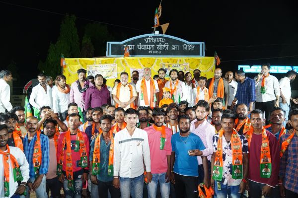 कांग्रेस, जनता कांग्रेस जोगी, समेत कई संगठनों के 300 कार्यकर्ता बीजेपी में शामिल