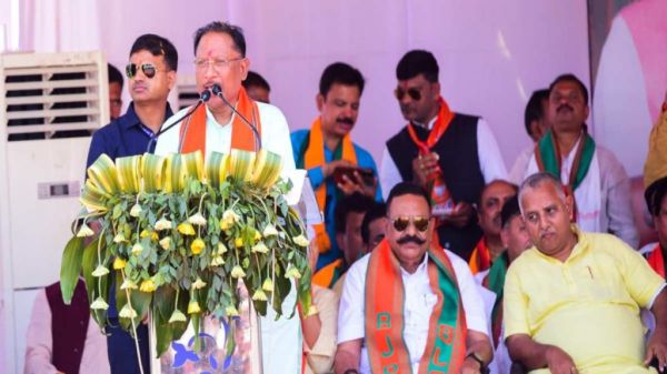 सीएम साय ने कांग्रेस पर किया हमला, कहा- जनता को भरमाने का कर रही षड़यंत्र