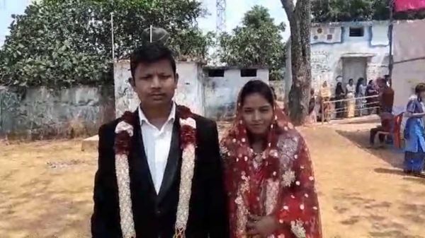 लोकसभा चुनाव 2024: शादी की रस्मों को दरकिनार कर मतदान करने पहुंचे दूल्हा-दुल्हन, लोकतंत्र के महापर्व के बने भागीदार