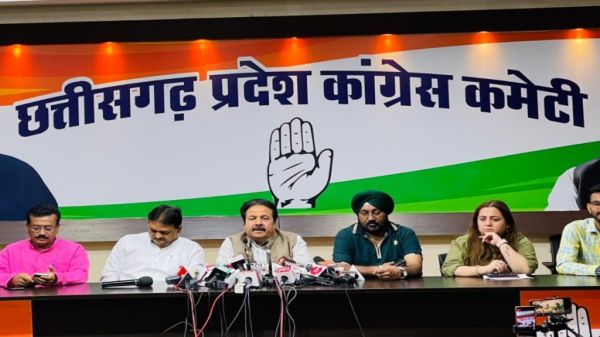 राज्यसभा सांसद राजीव शुक्ला ने PM मोदी को बताया झूठा, कहा- &lsquo;पहले चरण के बाद इंडिया गठबंधन सबसे आगे, बीजेपी के नेता बौखला गए हैं&rsquo;