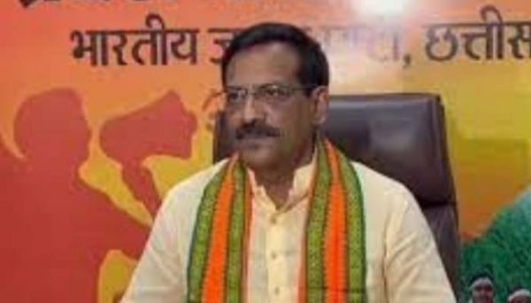 अडानी-अंबानी के नाम पर कांग्रेस में छाए इस सन्नाटे का सबब देश जानना चाहता है &ndash; केदारनाथ गुप्ता