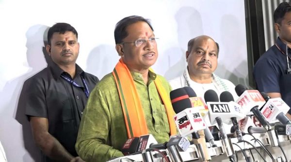 झारखंड दौरे पर रवाना हुए सीएम साय, कहा- ओडिशा में बनने जा रही बीजेपी की सरकार