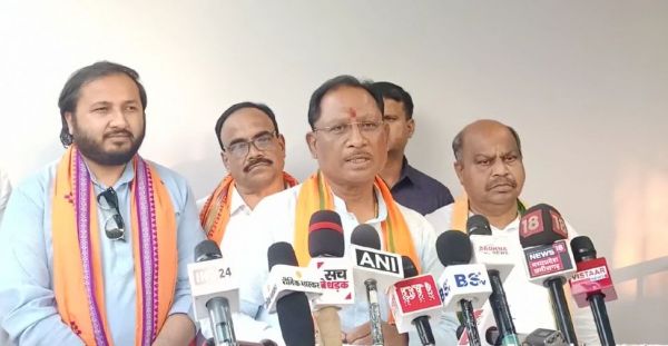 मुख्यमंत्री विष्णुदेव साय ने ओडिशा में गिनाई भाजपा सरकार की उपलब्धियां, कहा – ओडिशा में भी इस बार होगा परिवर्तन, BJP की बनेगी सरकार…