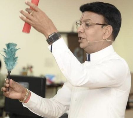 मैक सॉलिटेयर में पर्सनेलिटी डेवलपमेंट ट्रेनिंग सेशन का आयोजन