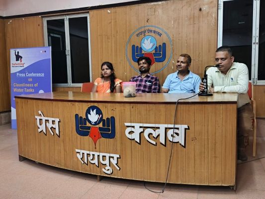 पानी टंकियों की करनी चाहिए नियमित सफाई  