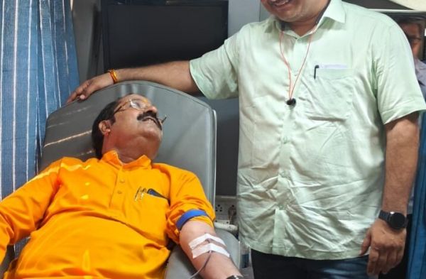 जरूरतमंद मरीजों के लिए कोटा स्टेडियम में आयोजित हुआ विशाल रक्तदान शिविर