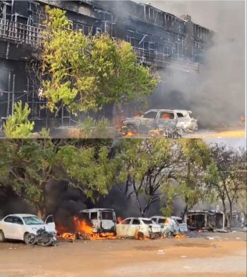 जैतखाम तोड़ने पर उग्र हुआ सतनामी समाज, कलेक्टर-एसपी दफ्तर में लगाई आग, दमकल की दो गाड़ियां समेत कई वाहन जलकर राख