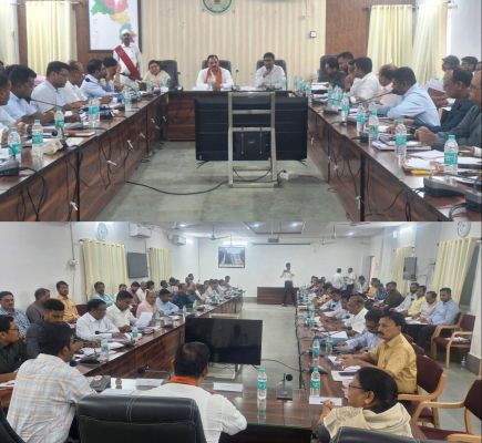 स्वास्थ्य मंत्री श्याम बिहारी जायसवाल ने ली मनेंद्रगढ़ में जिला अधिकरियों की समीक्षा बैठक