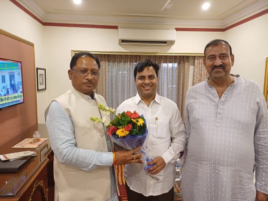 मुख्यमंत्री विष्णु देव साय का ओडिशा के नव निर्वाचित विधायकों ने जताया आभार, कहा- जीत में मुख्यमंत्री के चुनाव प्रचार का बड़ा योगदान