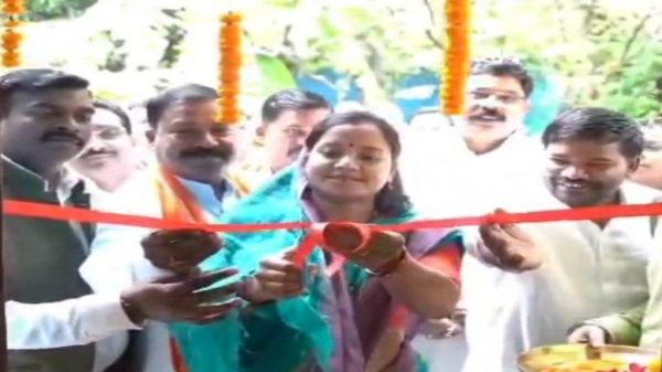 मंत्री लक्ष्मी राजवाड़े की अभिनव पहल: रायपुर में किया 20 बिस्तरीय कमरों का उद्घाटन, कहा-