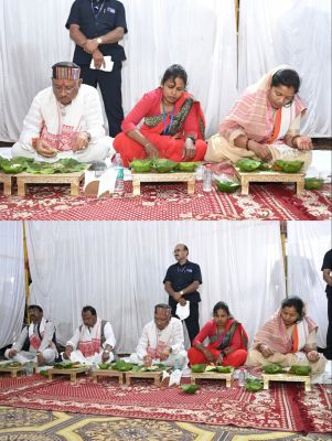 स्वच्छता दीदियों के साथ मुख्यमंत्री ने किया भोजन, जनजाति गौरव समाज की बहनों ने भोजन परोसा