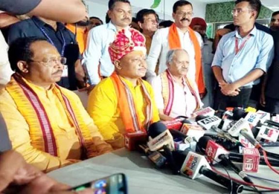 मंत्रिमंडल के खाली पदों की चर्चा के बीच मुख्यमंत्री विष्णुदेव साय ने दिया बड़ा संकेत, कहा- विस्तार तो होगा, थोड़ा इंतजार कीजिये &hellip;