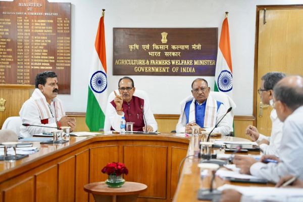 प्रधानमंत्री आवास योजना से वंचित 15.18 लाख पात्र परिवारों को जल्द मिलेगा आवास, छत्तीसगढ़ में आवास व सड़कों के लंबित कार्य जल्द होंगे पूरे