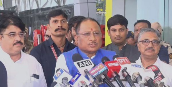 दिल्ली से लौटे सीएम साय, कहा &ndash; विकसित छत्तीसगढ़ के लिए बना रहे डॉक्यूमेंट