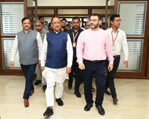 मुख्यमंत्री विष्णु देव साय ने नवा रायपुर में नवनिर्मित मुख्यमंत्री निवास का किया अवलोकन
