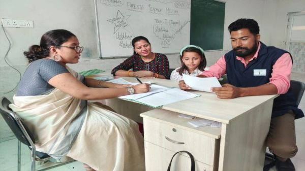 छत्तीसगढ़ के सभी सरकारी स्कूलों में भी होगी पेरेंट-टीचर मीटिंग, स्&zwj;कूल शिक्षा सचिव ने सभी कलेक्टरों को जारी किए निर्देश