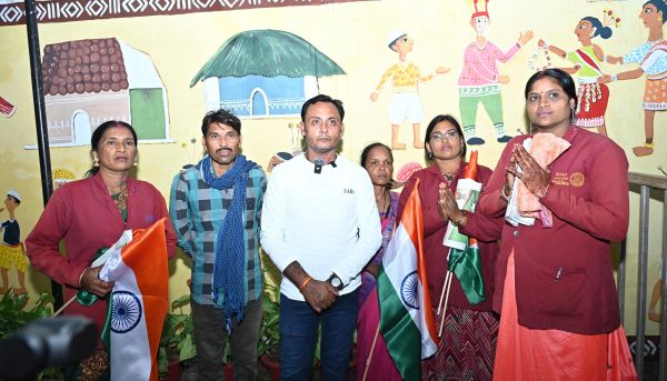 महतारी वंदन के पैसों से इस बार बहनों की रक्षाबंधन मनेगी शानदार