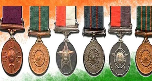 छत्तीसगढ़ के 25 पुलिस अधिकारी, पुलिस वीरता, विशिष्ट सेवा एवं सराहनीय सेवा पदक से होंगे सम्मानित, मुख्यमंत्री, गृह मंत्री और पुलिस महानिदेशक ने सभी को दी शुभकामनाएं