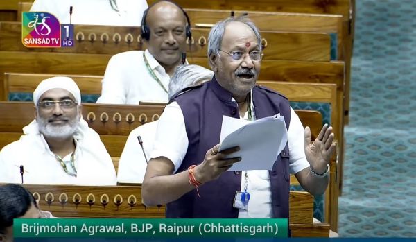 छत्तीसगढ़ के विकास में डिजिटल कनेक्टिविटी की अहम भूमिका: बृजमोहन अग्रवाल