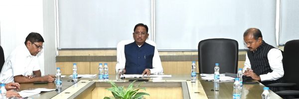 मुख्यमंत्री ने खाद की उपलब्धता को लेकर उच्च स्तरीय समीक्षा बैठक में अधिकारियों को दिए सख्त निर्देश