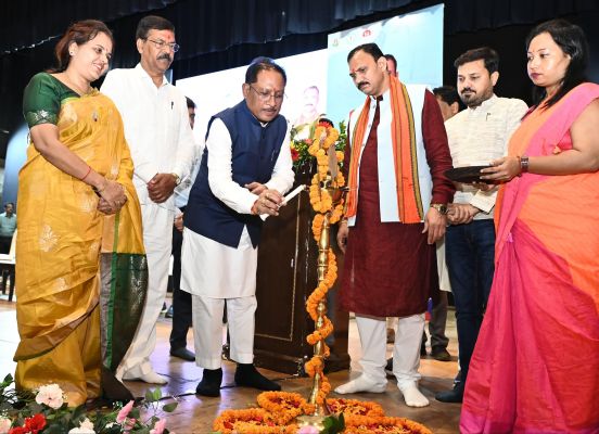 चिकित्सकों की अटूट सेवा भावना का स्वस्थ छत्तीसगढ़ के निर्माण में है अटूट योगदान - मुख्यमंत्री विष्णु देव साय