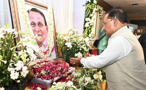 सभी को हँसाने वाला कवि हमें रुलाकर चला गया &ndash; मुख्यमंत्री विष्णुदेव साय