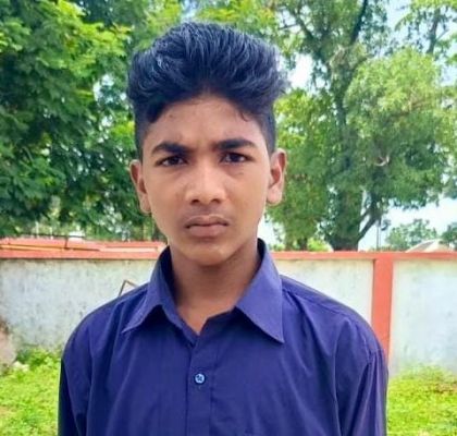 हिड़मा के गांव का होनहार अर्जुन, जिसने नक्सली खौफ को भेदकर पाया नवोदय विद्यालय में दाखिला