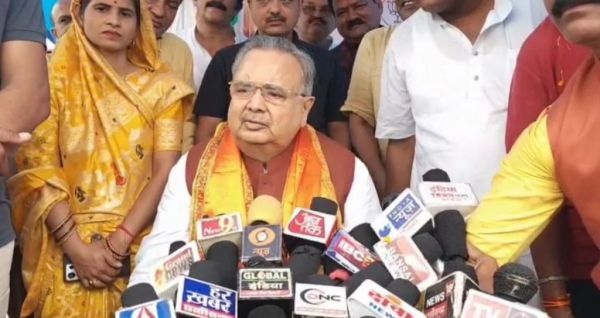 पूर्व मुख्यमंत्री के बेटे की गिरफ्तारी  पर कांग्रेस ने फूंका ED का पुतला, विधानसभा अध्यक्ष डॉ. रमन सिंह ने कहा- चिंता करने की आवश्यकता नहीं है, न्याय सबके साथ होगा&hellip;