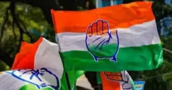 पूर्व विधायक को जारी हुआ कारण बताओ नोटिस