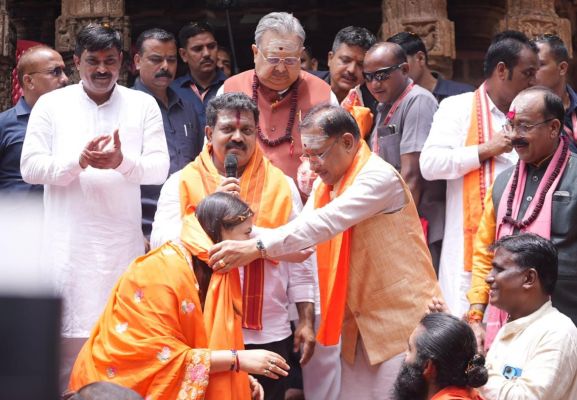 महादेव की शरण में विष्णु सरकार