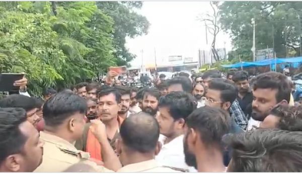 आबकारी आरक्षक परीक्षा में कलावा काटने को लेकर बवाल, कलेक्टर ने दिए जांच के आदेश, हिंदू संगठनों ने किया था हंगामा