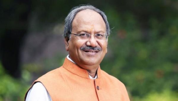 हार से बौखलाए राहुल गांधी देश की संवैधानिक संस्थाओं पर लगा रहे निराधार आरोप: सांसद बृजमोहन अग्रवाल