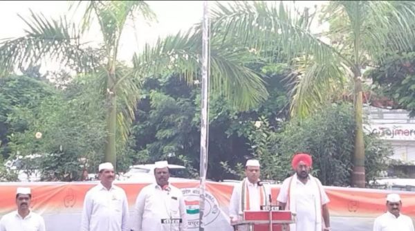 पीसीसी अध्यक्ष दीपक बैज ने राजीव भवन में फहराया तिरंगा