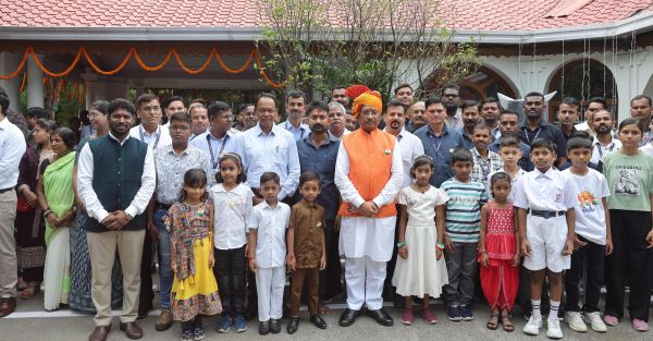 मुख्यमंत्री विष्णु देव साय ने स्वतंत्रता दिवस के अवसर पर मुख्यमंत्री निवास में किया ध्वजारोहण