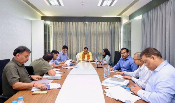 मेकाहारा अस्पताल का बदलेगा स्वरूप : स्वास्थ्य मंत्री जायसवाल ने ली निर्माण एजेंसियों की बैठक