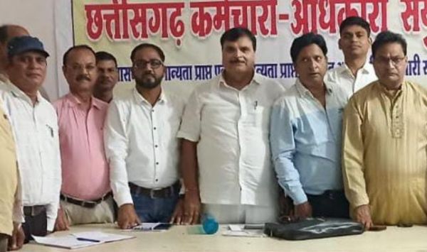 एरियर्स सहित महंगाई भत्ता की मांग, संयुक्त मोर्चा ने कहा- मुख्यमंत्री से मुलाकात के बाद हड़ताल पर होगा अंतिम फैसला