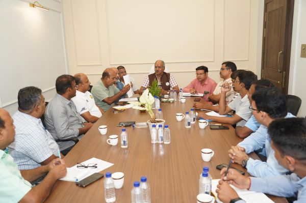 राजधानी रायपुर में होगा सांसद खेल महोत्सव का भव्य आयोजन, सांसद बृजमोहन अग्रवाल ने ली तैयारी बैठक