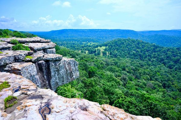 कांकेर जिले में नया पर्यटन केन्द्र बनकर उभर रहा &lsquo;धारपारूम&rsquo;