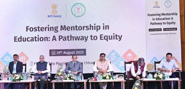 ड्रॉपआउट दर घटाने और युवाओं को कौशल से जोड़ने हेतु रायपुर में नीति आयोग की राष्ट्रीय कार्यशाला हुई आयोजित