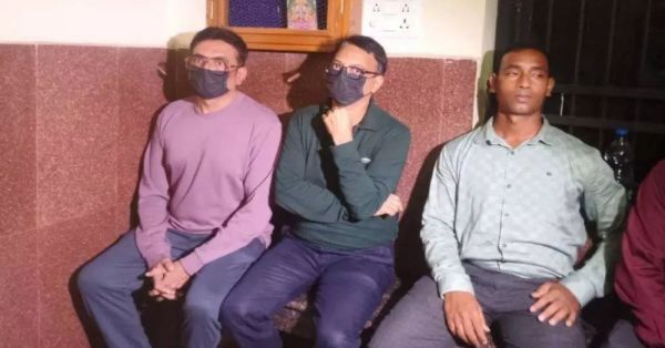 शराब घोटाला: ओम साई बेवरेज के डायरेक्टर अतुल सिंह और मुकेश मनचंदा EOW की रिमांड पर 