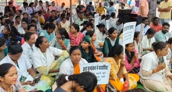 NHM के जिला अध्यक्षों को अंतिम नोटिस जारी&hellip;&hellip;24 घंटे में काम पर नही लौटने पर सेवा समाप्ति की चेतावनी!