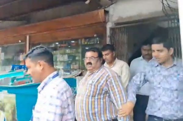 कलेक्टर ऑफिस से घूसखोर पटवारी गिरफ्तार, 9000 रुपये रिश्वत मामले में ACB ने रंगे हाथों दबोचा