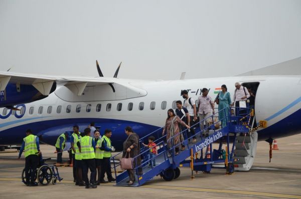 छत्तीसगढ़ रजत महोत्सव 2025-बस्तर एयरपोर्ट से अब तक तीन लाख यात्रियों ने भरी उड़ान