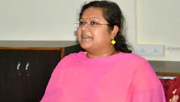 बिग ब्रेकिंग : सौम्या चौरसिया की 16 अचल संपत्तियां कुर्क  