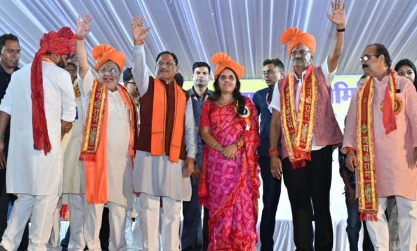 रावणभांठा एवं शंकरनगर दशहरा उत्सव में शामिल हुए मुख्यमंत्री विष्णु देव साय