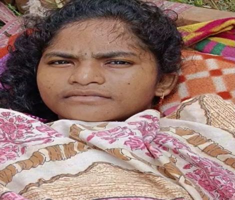 अपने ही लगाए IED विस्फोट में महिला नक्सली घायल, साथी हथियार लेकर भागे  