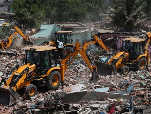 चारागाह और वनभूमि को अतिक्रमण मुक्त कराने अभियान शुरू