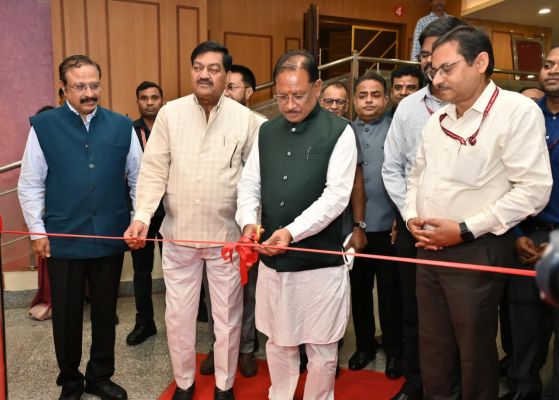 विश्व मानक दिवस के अवसर पर आयोजित मानक महोत्सव में शामिल हुए मुख्यमंत्री