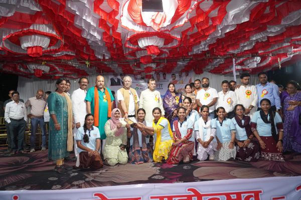 सांसद खेल महोत्सव 'फिट इंडिया' की भावना के साथ पारंपरिक खेलों का पुनर्जागरण: सांसद बृजमोहन अग्रवाल